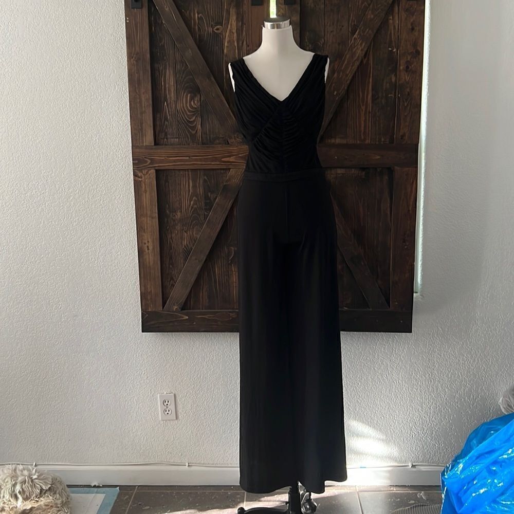 Bebe sexy cut out Steappy BACK WIDE LEG JUMPSUIT Sz- XS